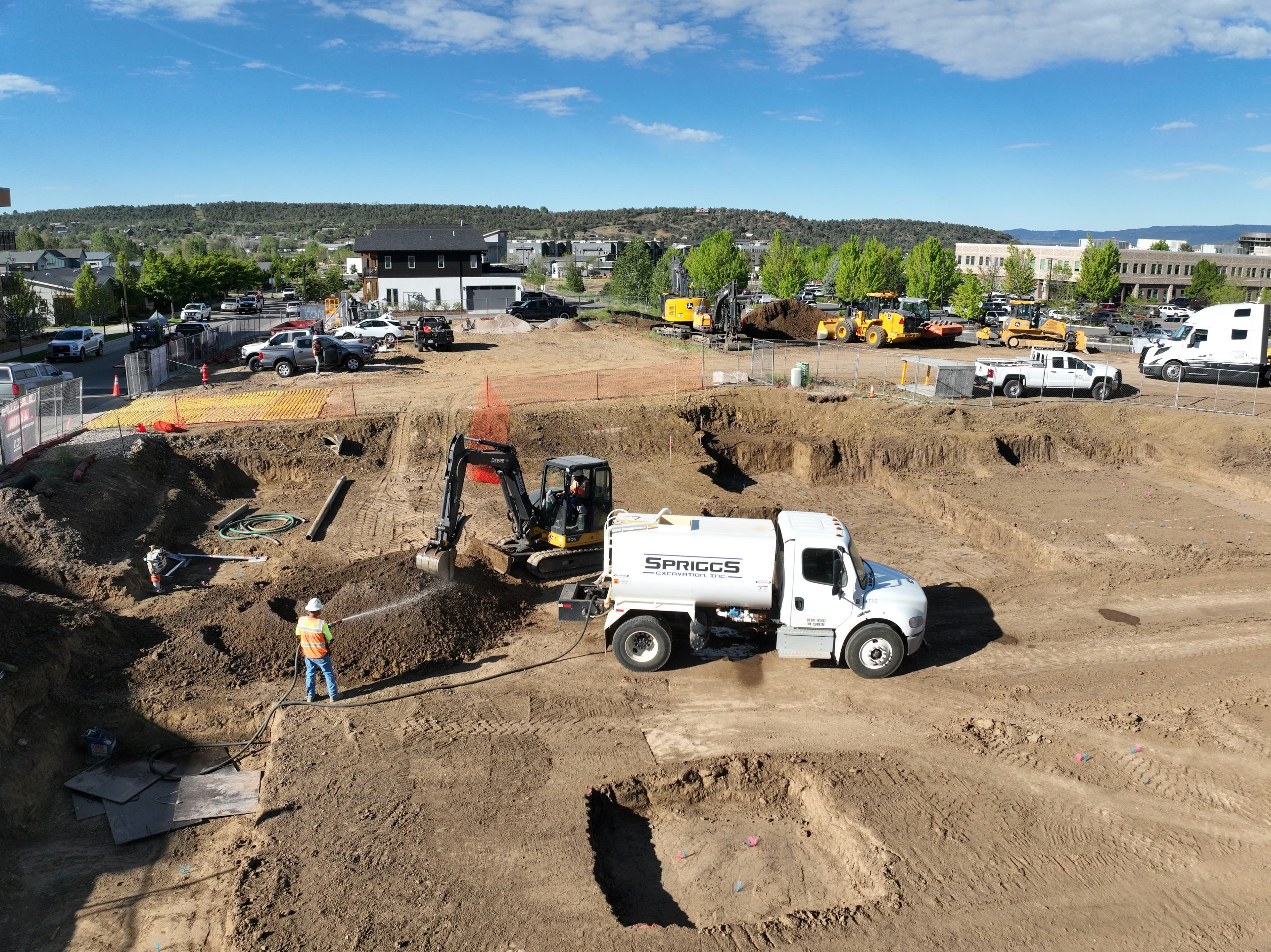 Spriggs Excavation crew on a Mountain West jobsite